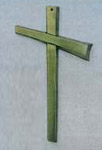 Croix stylisée en métal K33 16x9 cm